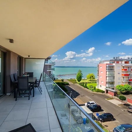 Myflat Coral 61 Luxury * Siófok