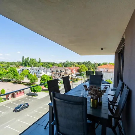 Myflat Coral 61 Luxury