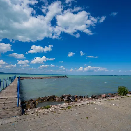 Myflat Coral 61 Luxury