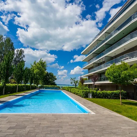 Myflat Coral 61 Luxury * Siófok